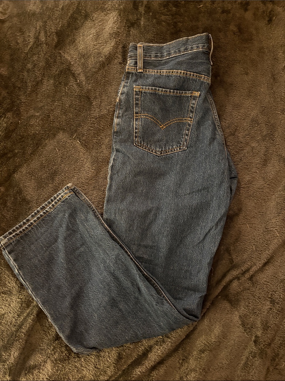 Levi's Women's Straight Leg Jeans in Dark Blue Denim - Picture 4 of 4